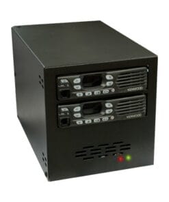 SKR-8302-HDF - SKR-8302-HDF-SYSCOM-Repetidor Compacto, UHF 400 - 470 MHz, 45 Watts. - Relematic.mx - det-SKRX302HDF