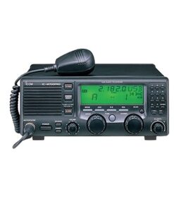 ICM700PRO/61-ICOM-Radio Móvil  HF, 150W PEP inferior a 24MHz, 60W PEP superior a 24MHz, gran pantalla de matriz de puntos de fácil acceso.
